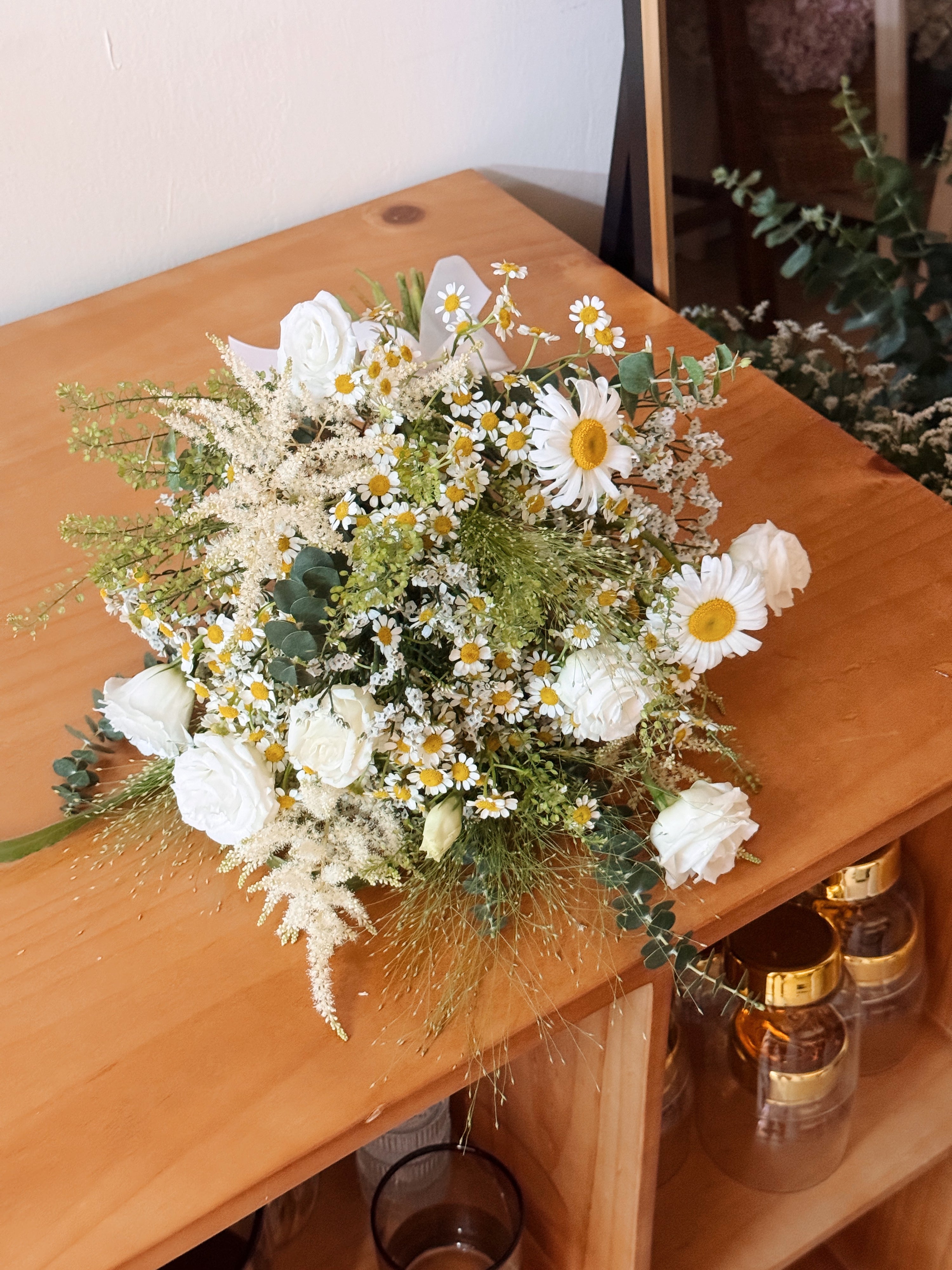 Wedding flowers bridal bouquet car decor decorations florists party centerpieces custom romantic floral designs SG Singapore arrangements design services rental Custom bespoke brides groom party classic stylish trendy Groom groomsmen bridesmaid moh maid of honour atas timeless