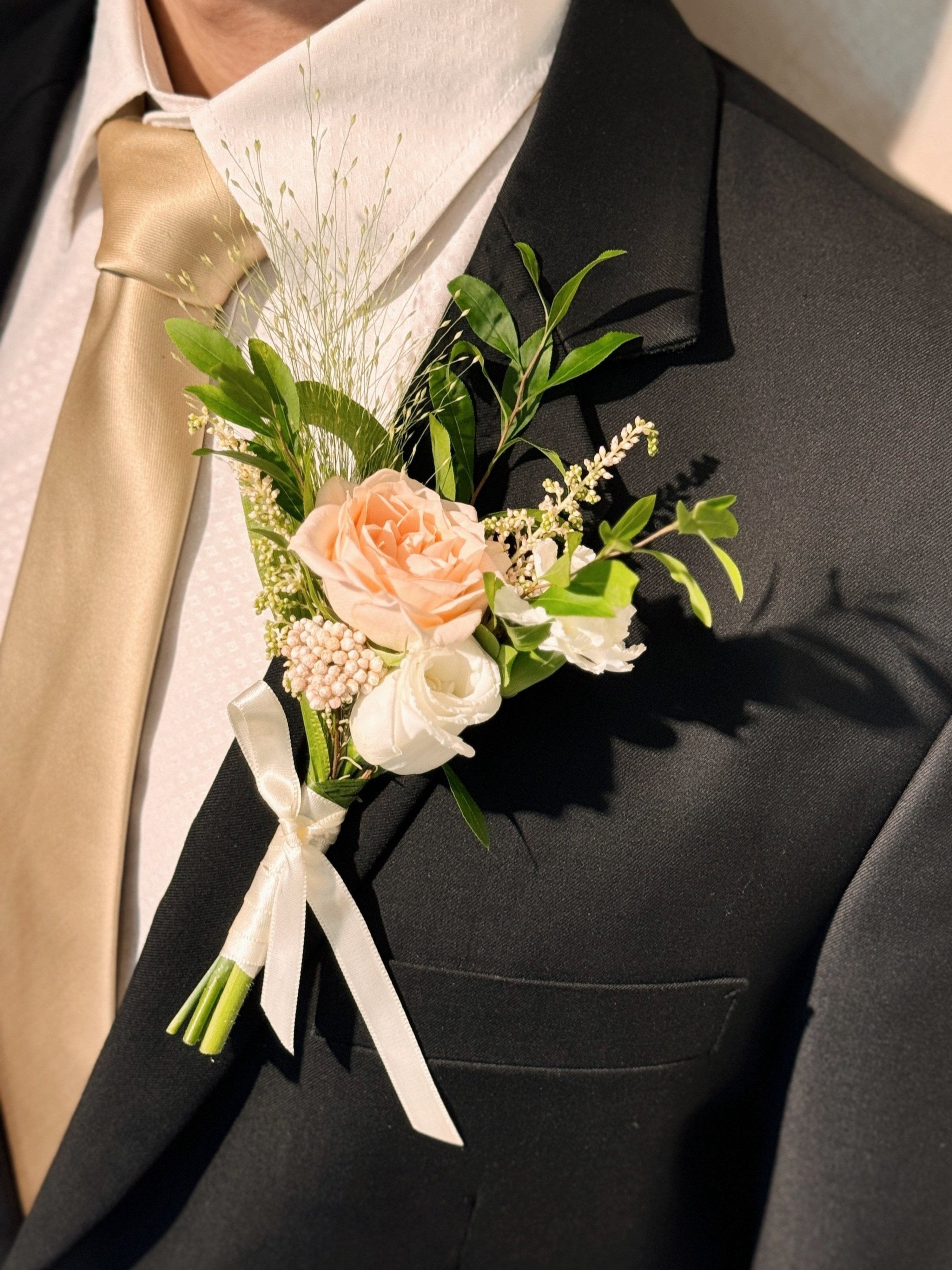 Groom's boutonnière or VIP (parents) and groomsmen flowers, customised for your wedding event, crafted by Eden's Ground.