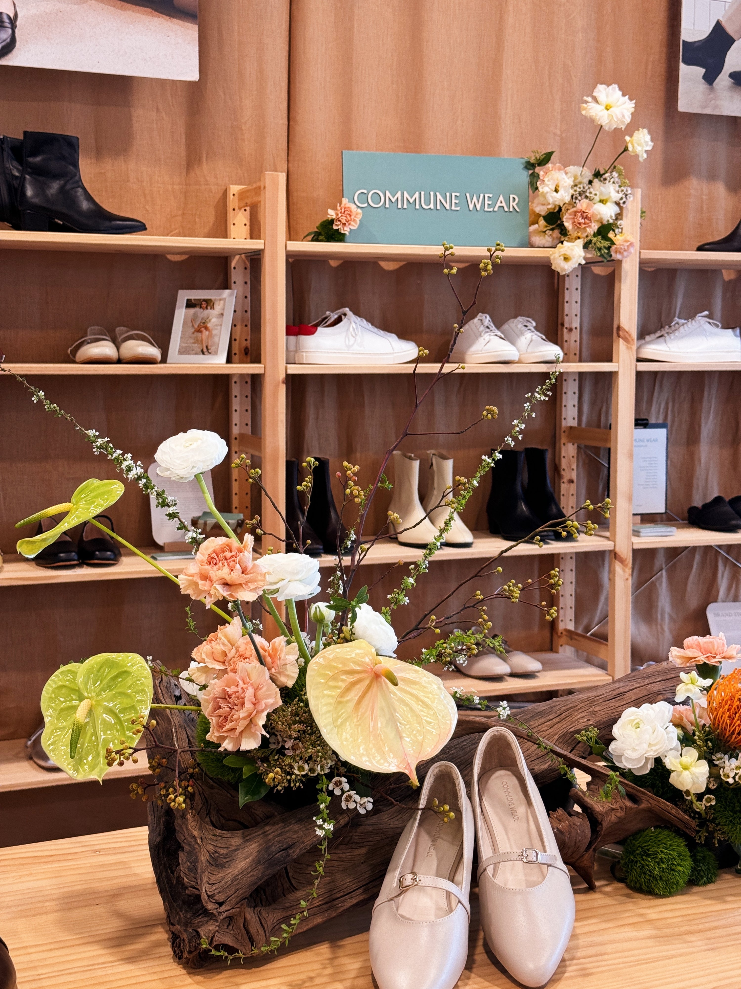 Singapore luxury and elegant B2B venue styling with bespoke floral setups for launch events, pop-ups, and corporate gatherings. Exquisite, sustainable flower décor tailored for brand activations and high-end retail experiences.