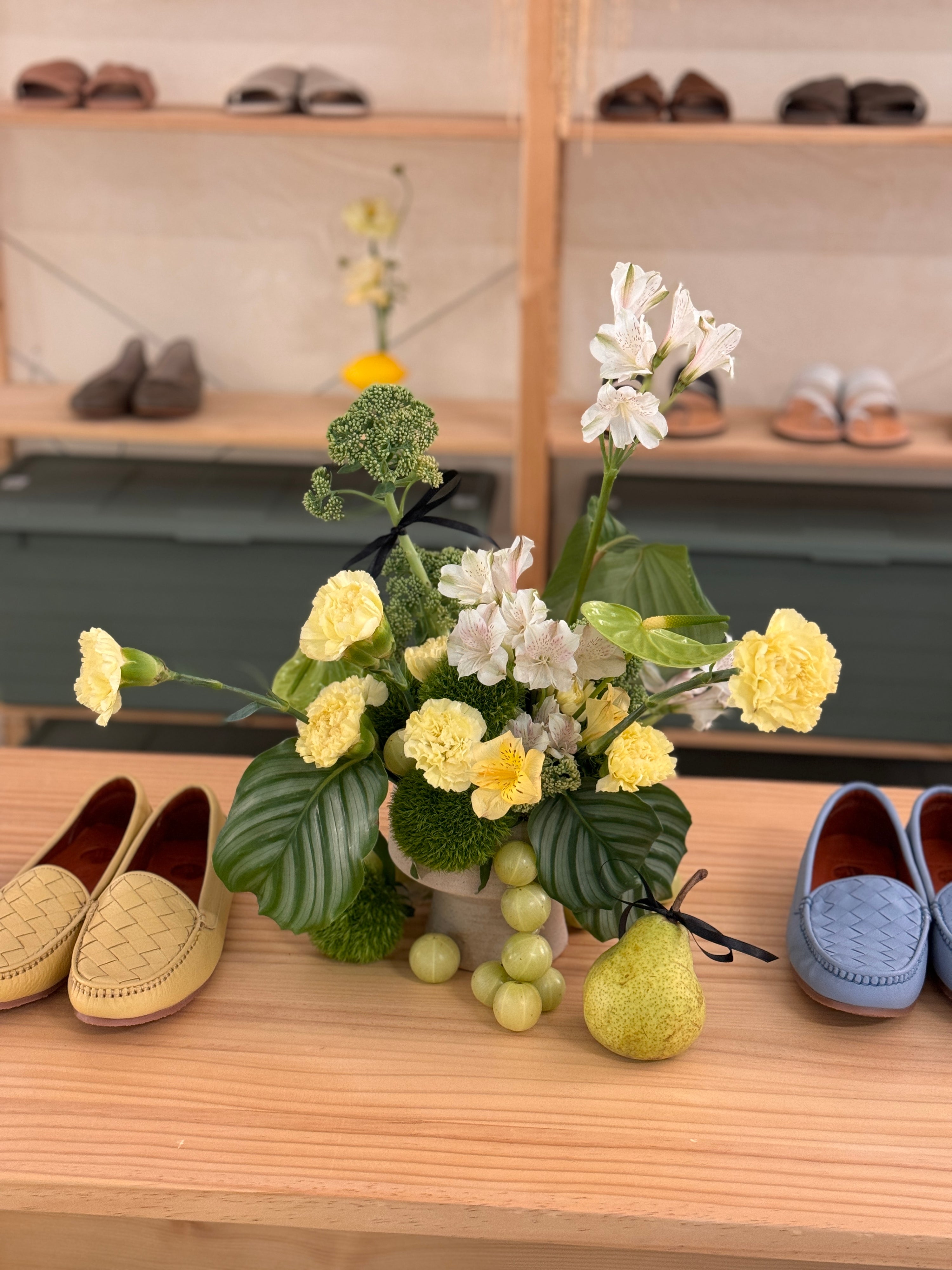 Singapore luxury and creative fruits and flowers B2B venue styling with bespoke floral setups for launch events, pop-ups, and corporate gatherings. Exquisite, sustainable flower décor tailored for brand activations and high-end retail experiences.