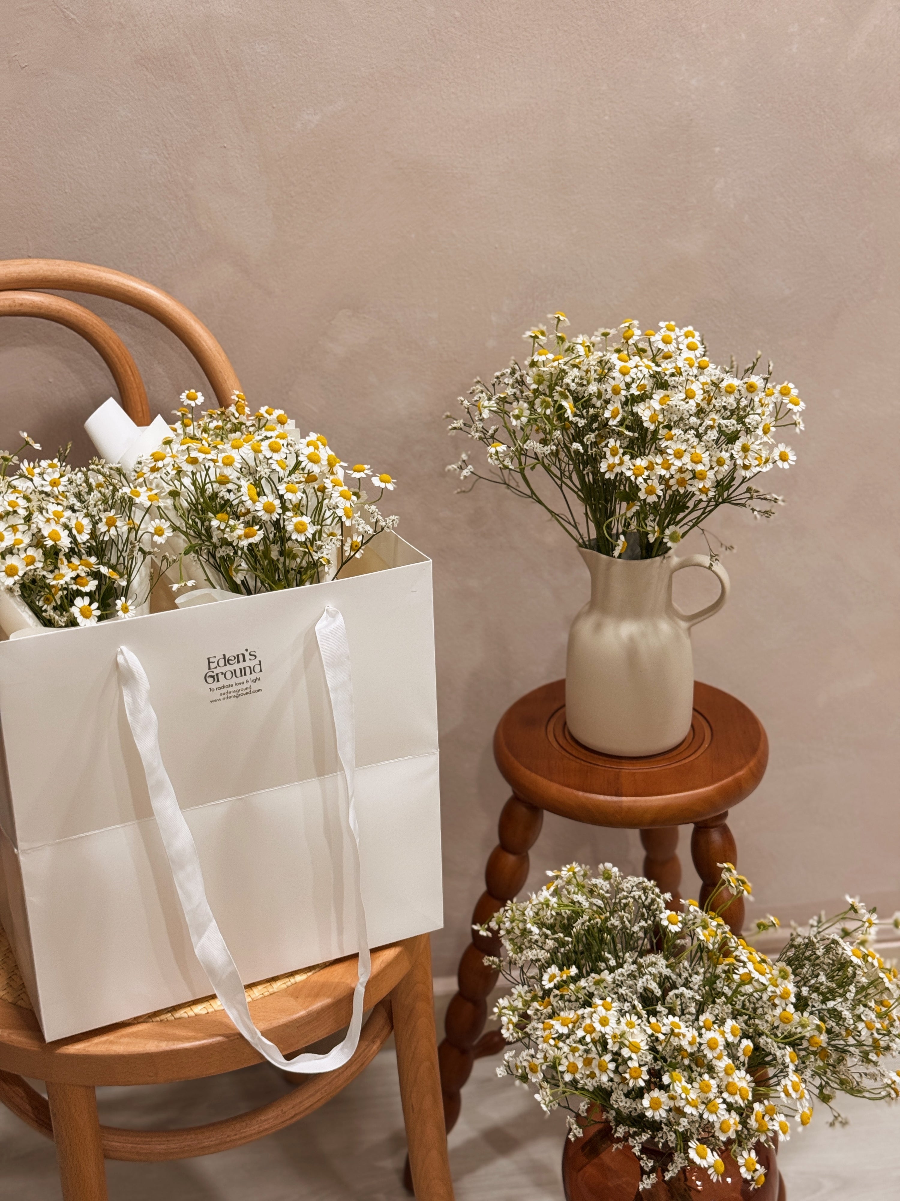 b2b floral gifting for clients appreciation thank you wedding gifts press events, pop-ups, bridal showers, birthday parties, corporate dinner and dance, and more! set up a floral bar to wow and impress guest with unique flowers and gifts