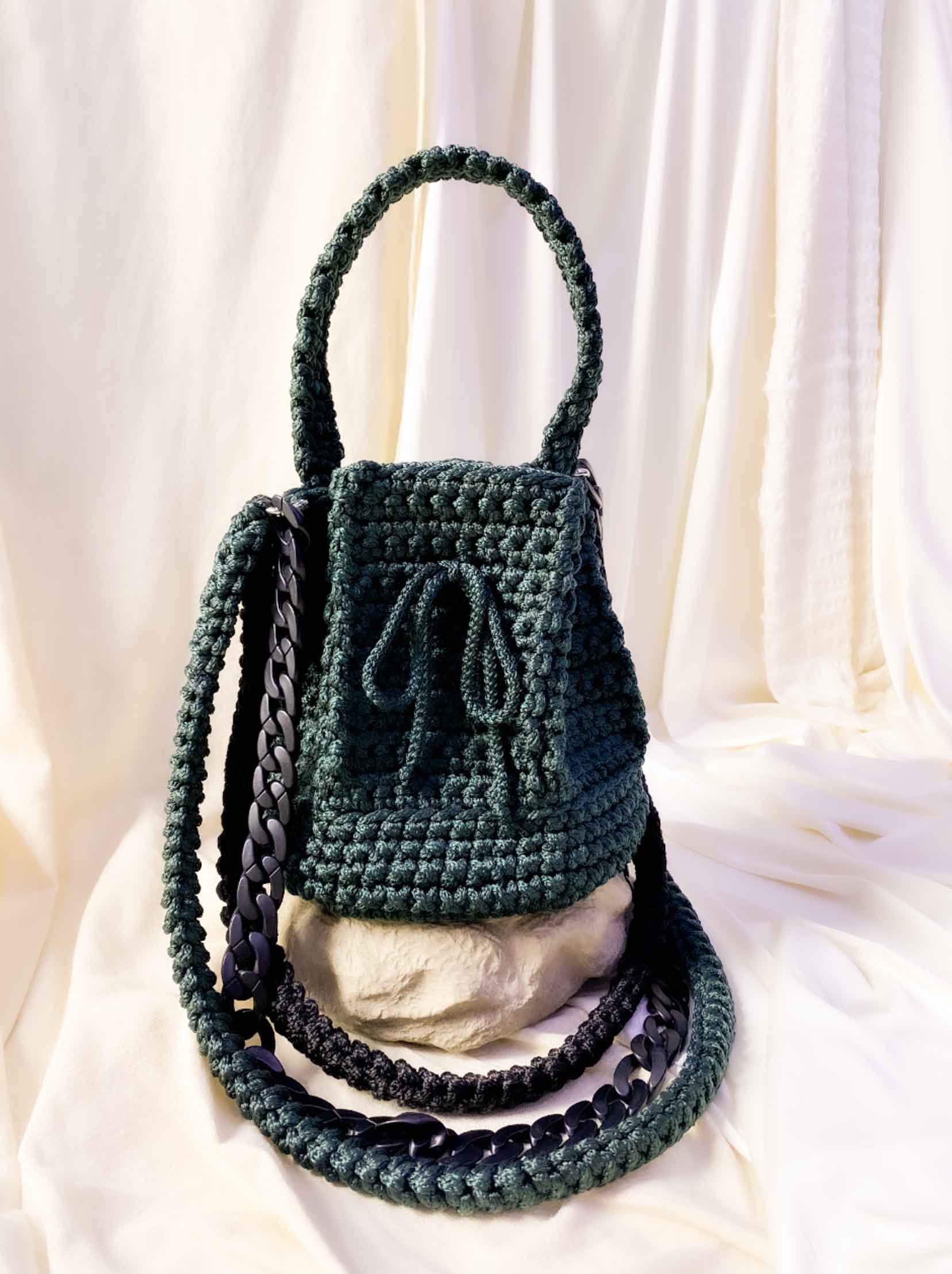 Crochet Bucket Bag in Forest