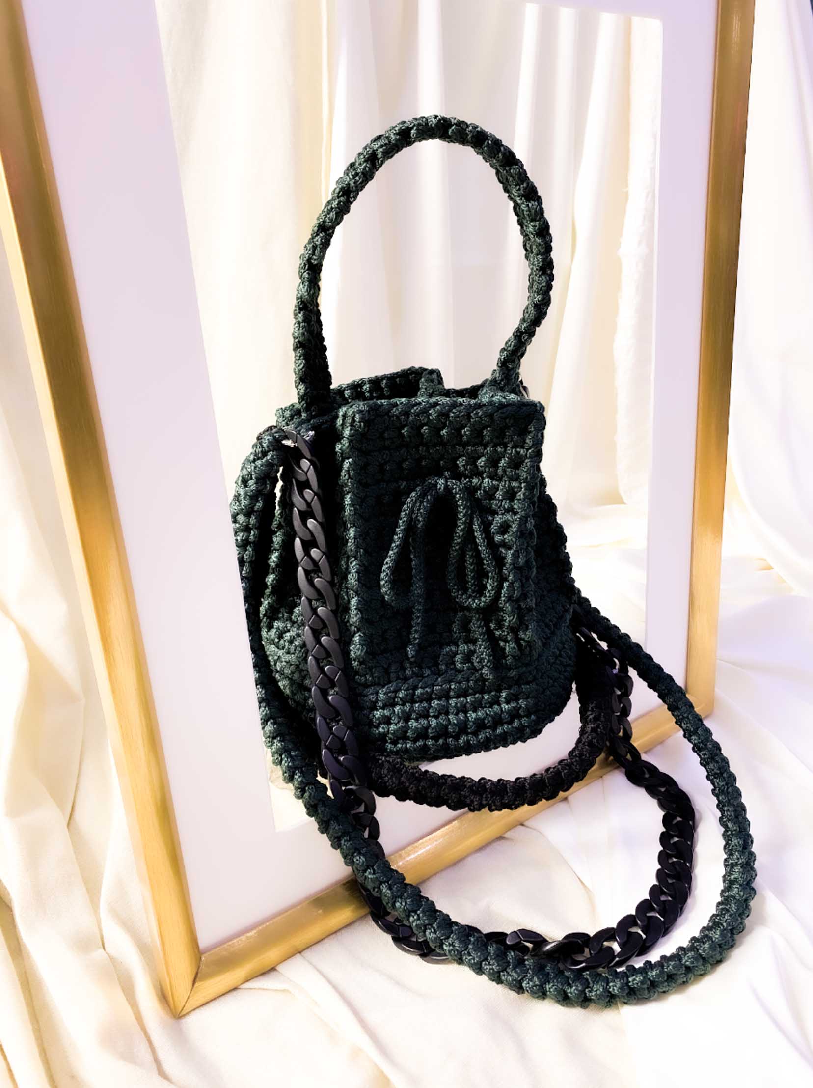 Crochet Bucket Bag in Forest