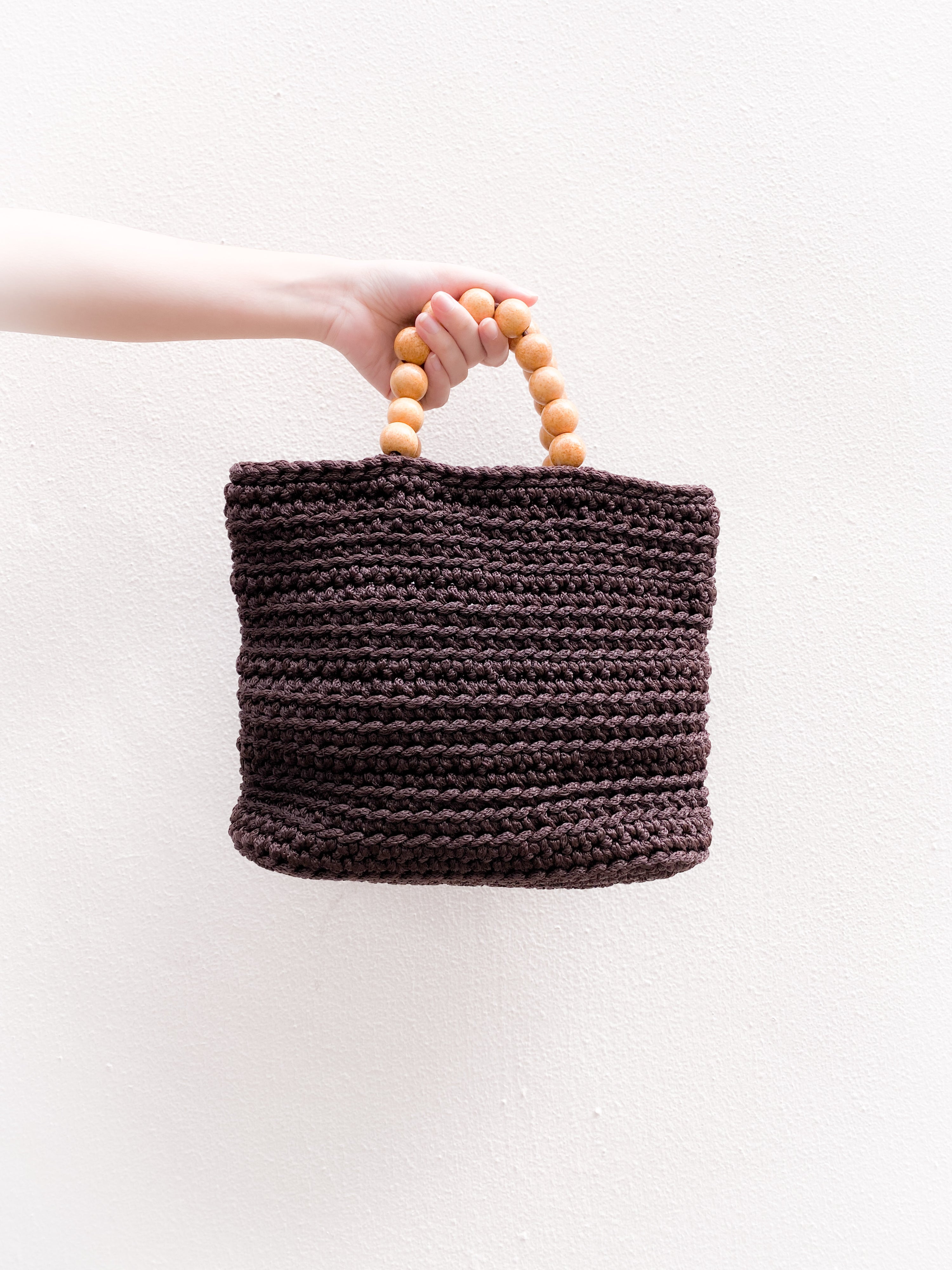 Crochet Classic Large Tote in Chocolate Beaded Handle