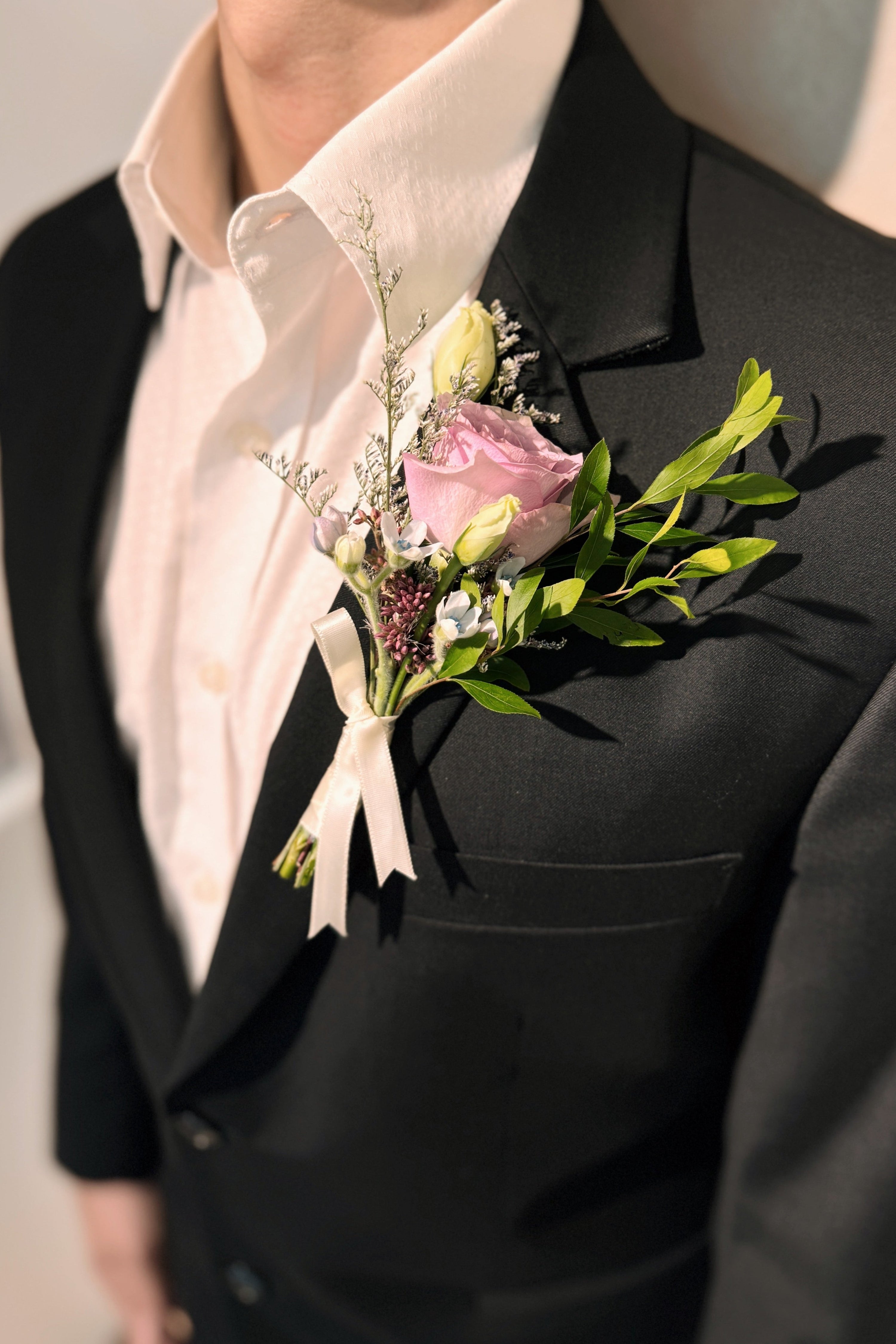 Bespoke Boutonnière — Fresh Flower