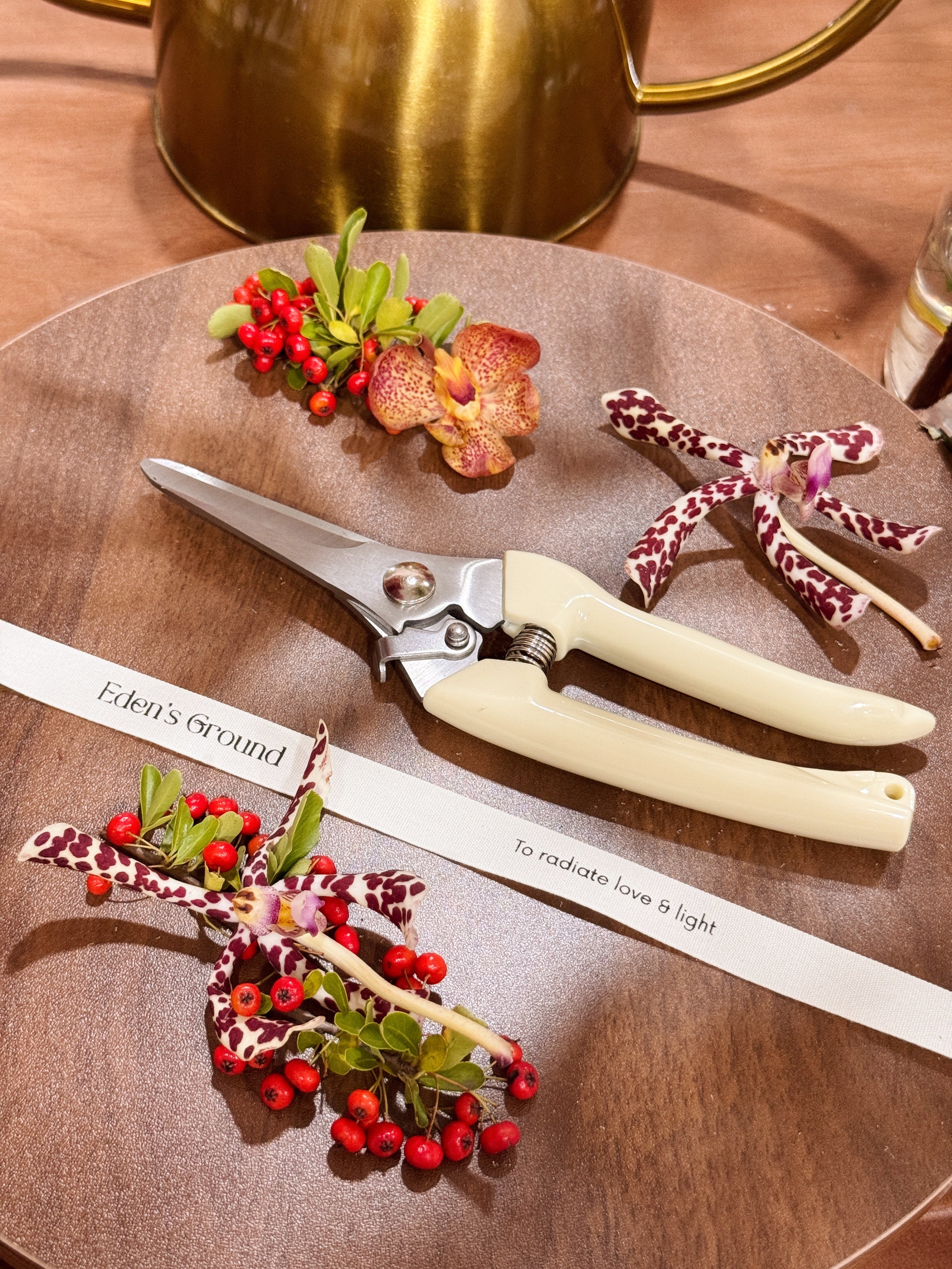 Floral shears, suitable for flower arranging, gardening, trimming, pruning flowers etc. Available at Eden's Ground, a floral design boutique.