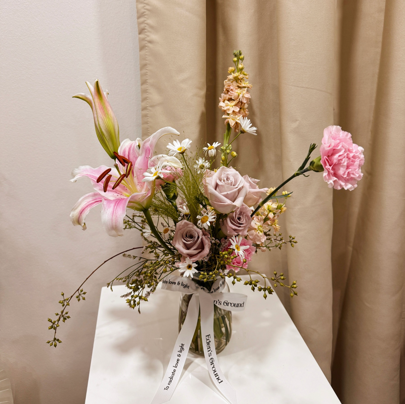 Floral Subscription by Eden's Ground, handpicked fresh flowers that you can DIY or ready to enjoy option, deliver straight to your door.