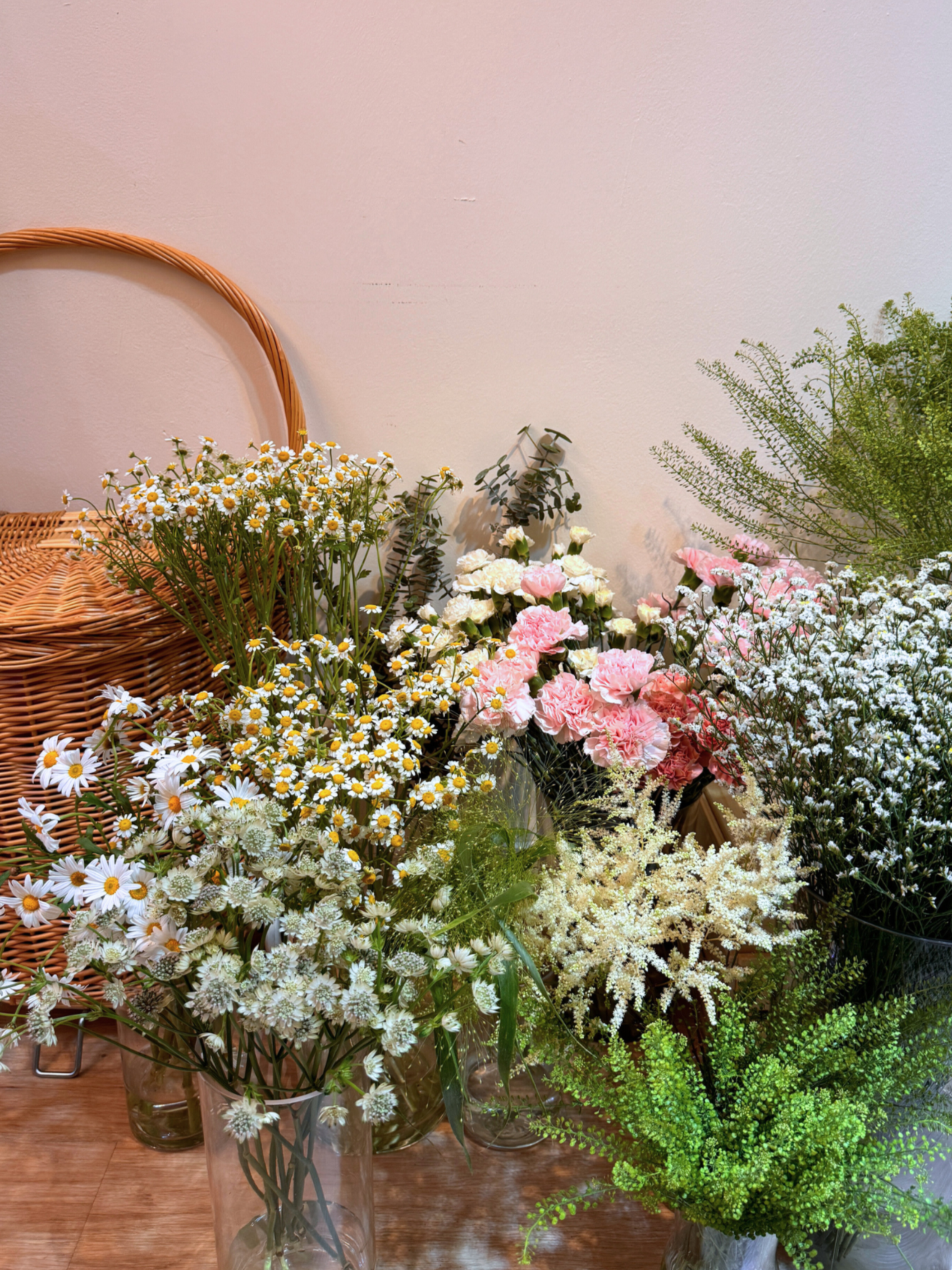 DIY Floral Arranging Kit — perfect for bridal showers, bachelorette party gifts, and birthday celebrations. Includes seasonal flowers curated by Eden’s Ground.