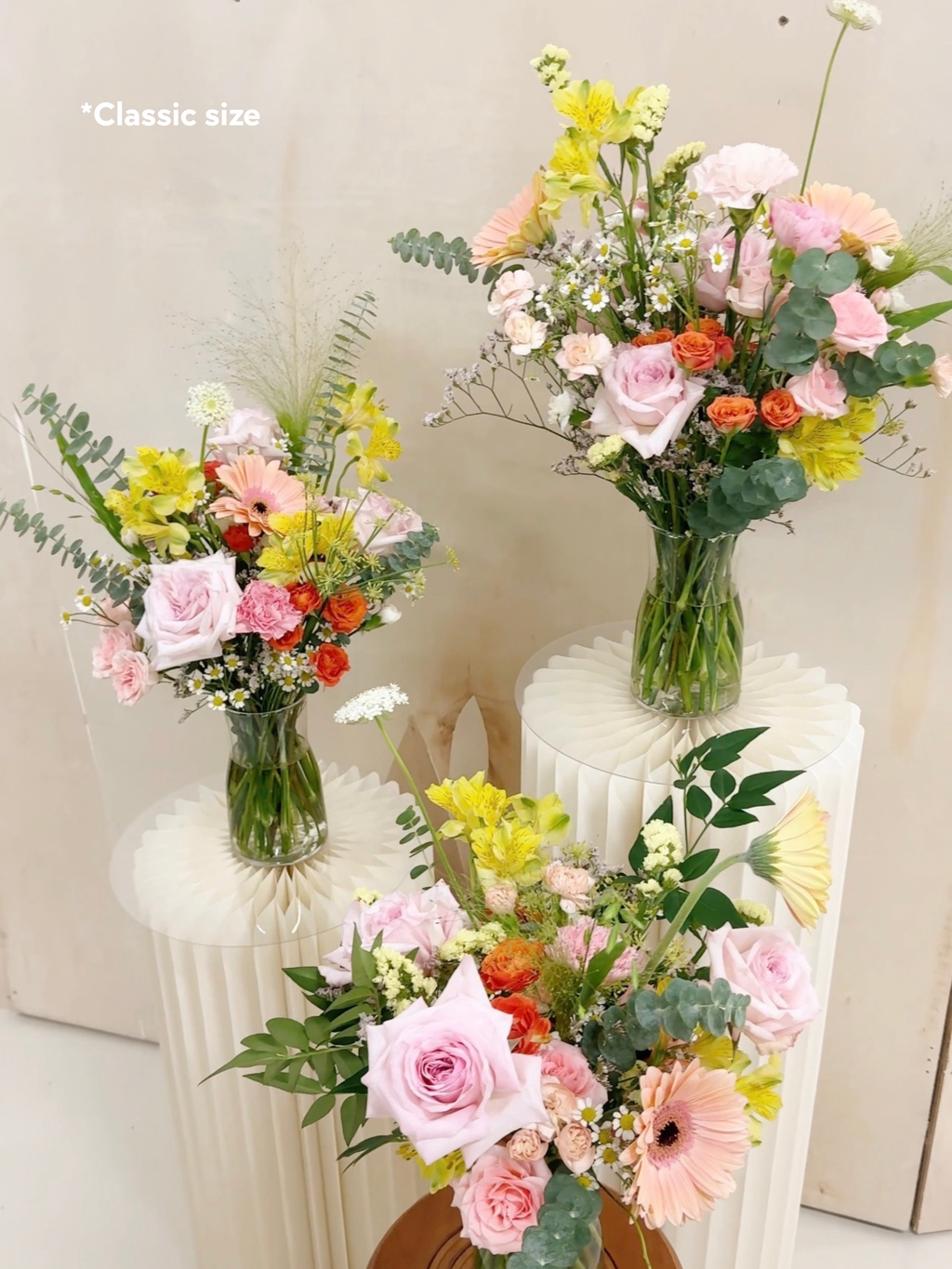 Floral arranging workshop for team bonding team, staff appreciation, or rewarding clients. A relaxing activity for the weekend, things to do for couples, build on your hobby for florist enthusiast in Singapore by Eden's Ground, a floral design studio.