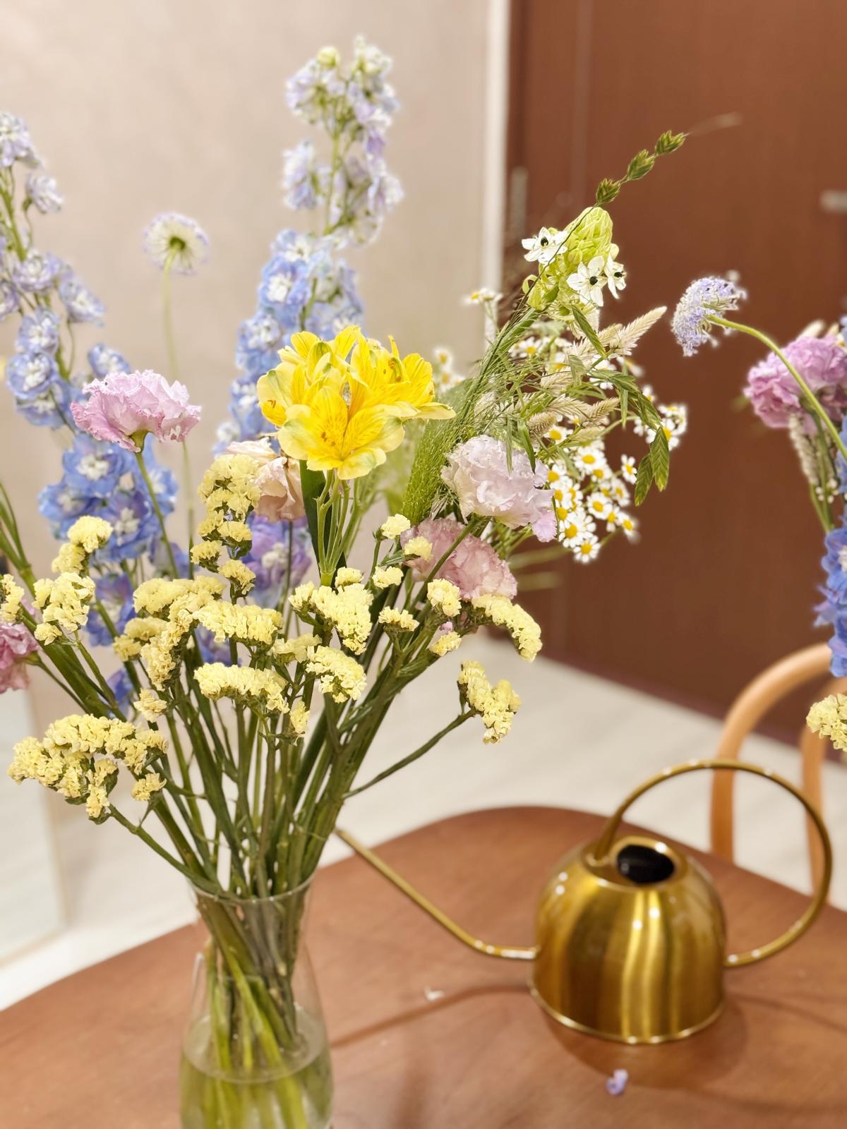 Seasonal Fresh Flowers Hand-tied Bouquet Workshop