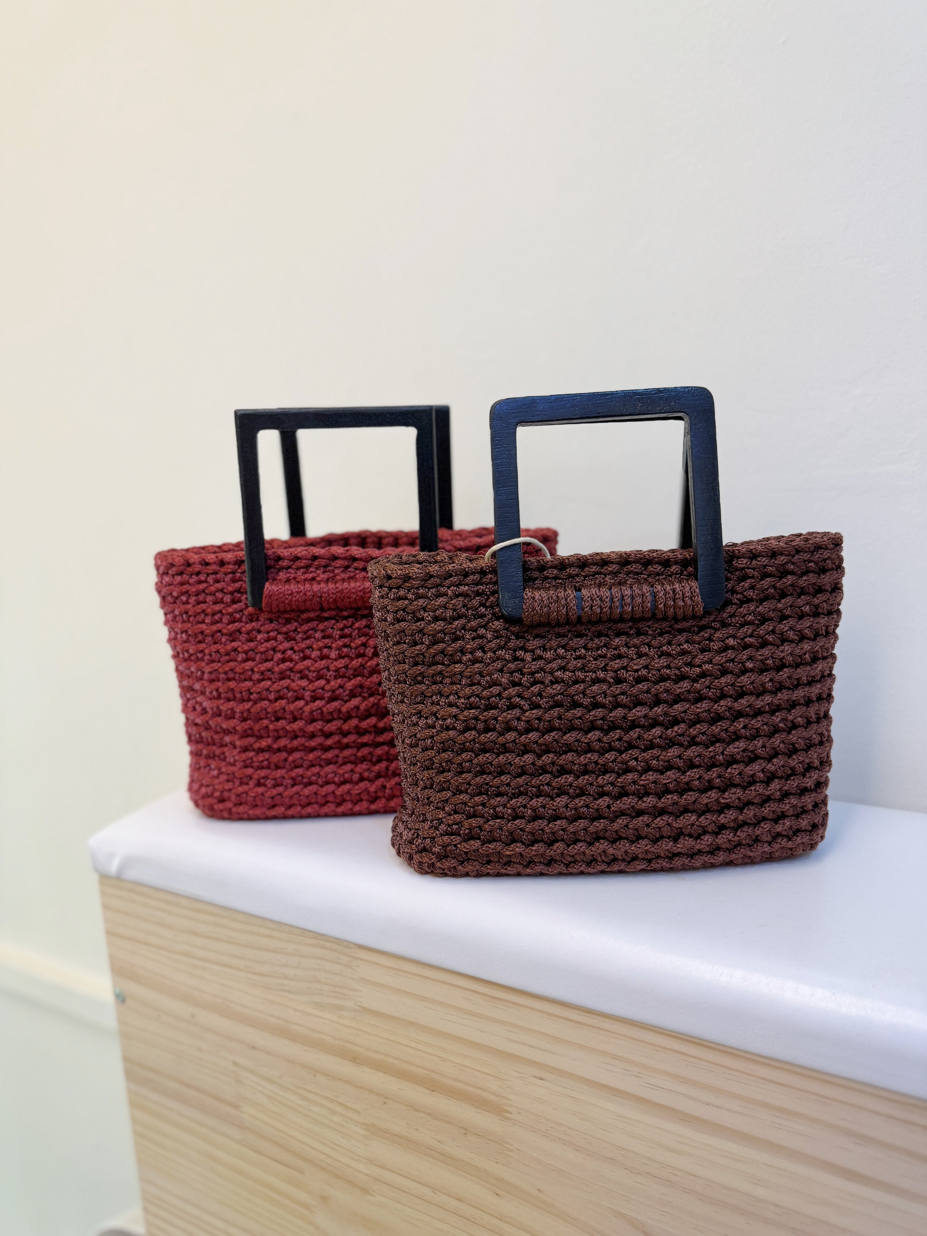 Crochet Classic Small Tote in Cherry Wood