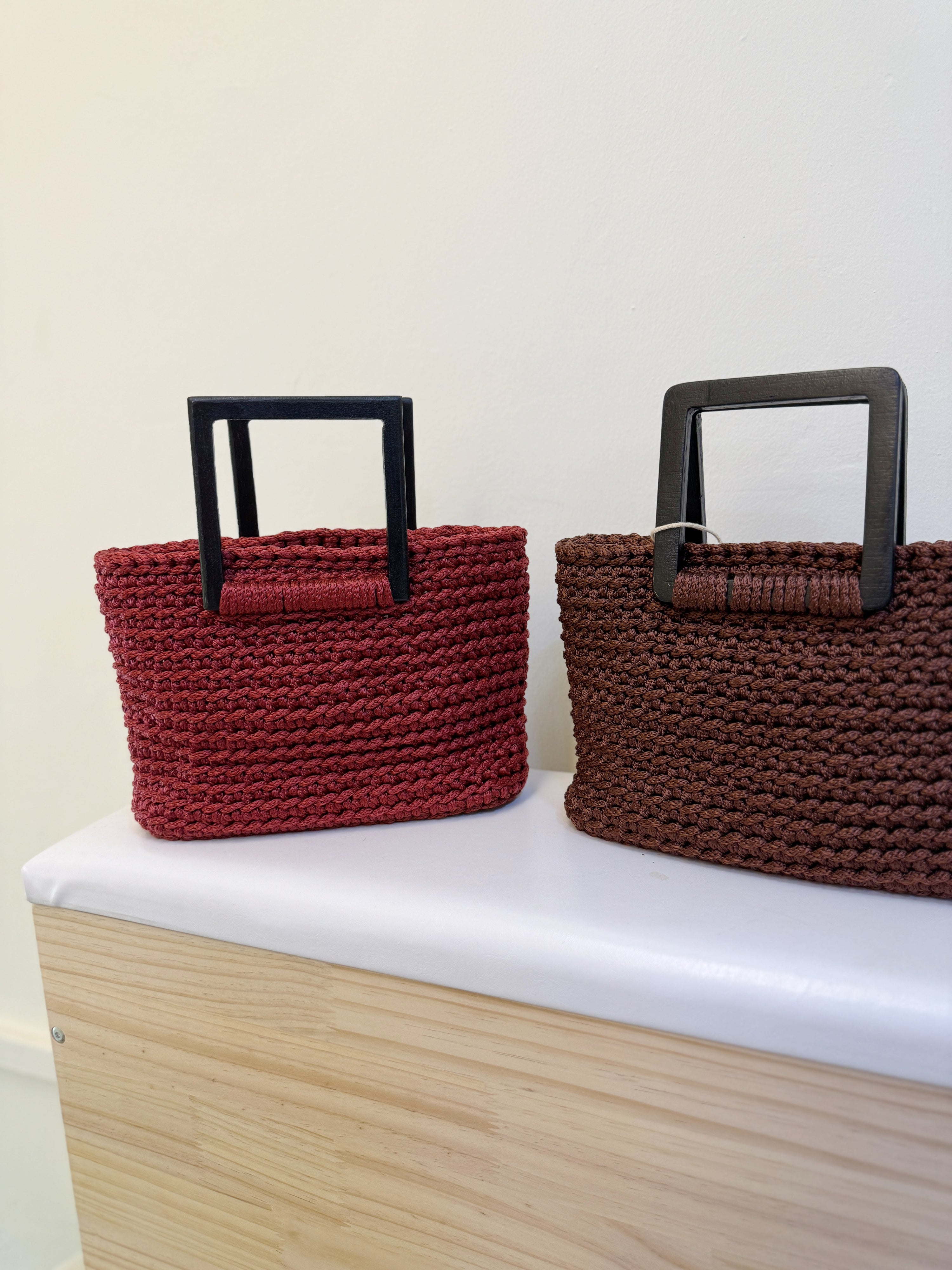 Crochet Classic Small Tote in Ruby Red