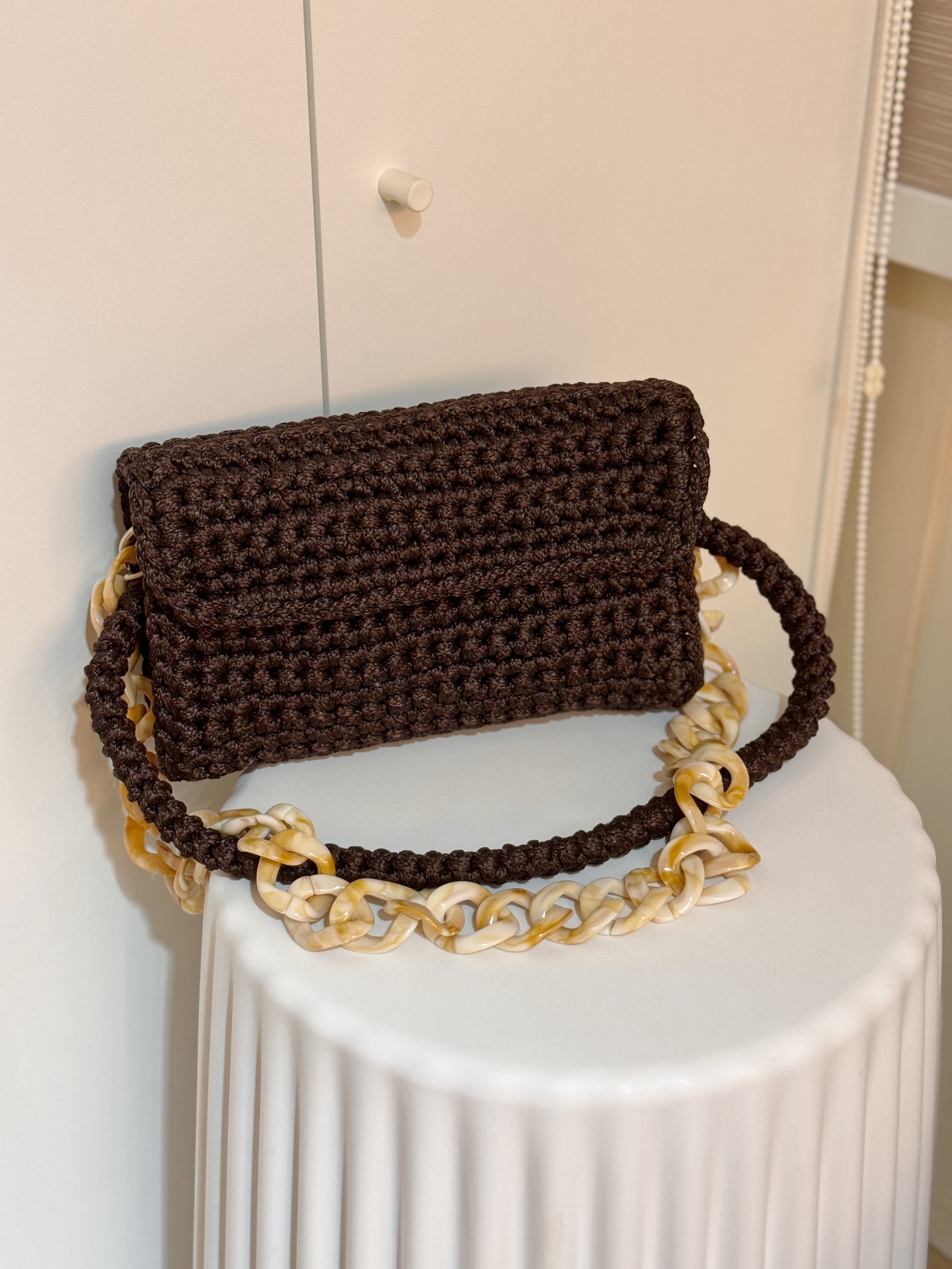 Crochet Baguette Bag in Chocolate