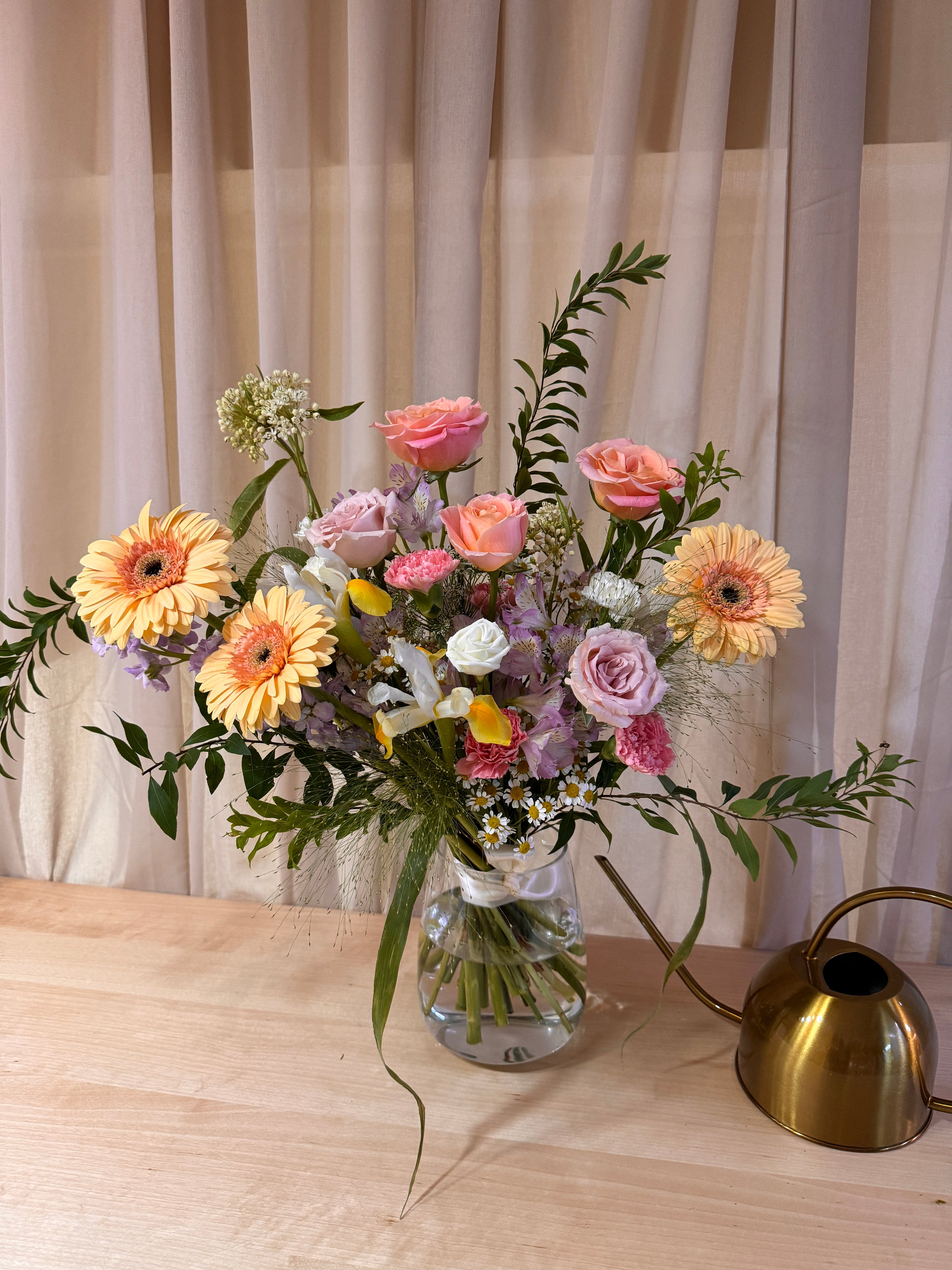 Bespoke Floral Arrangement — Fresh Flower