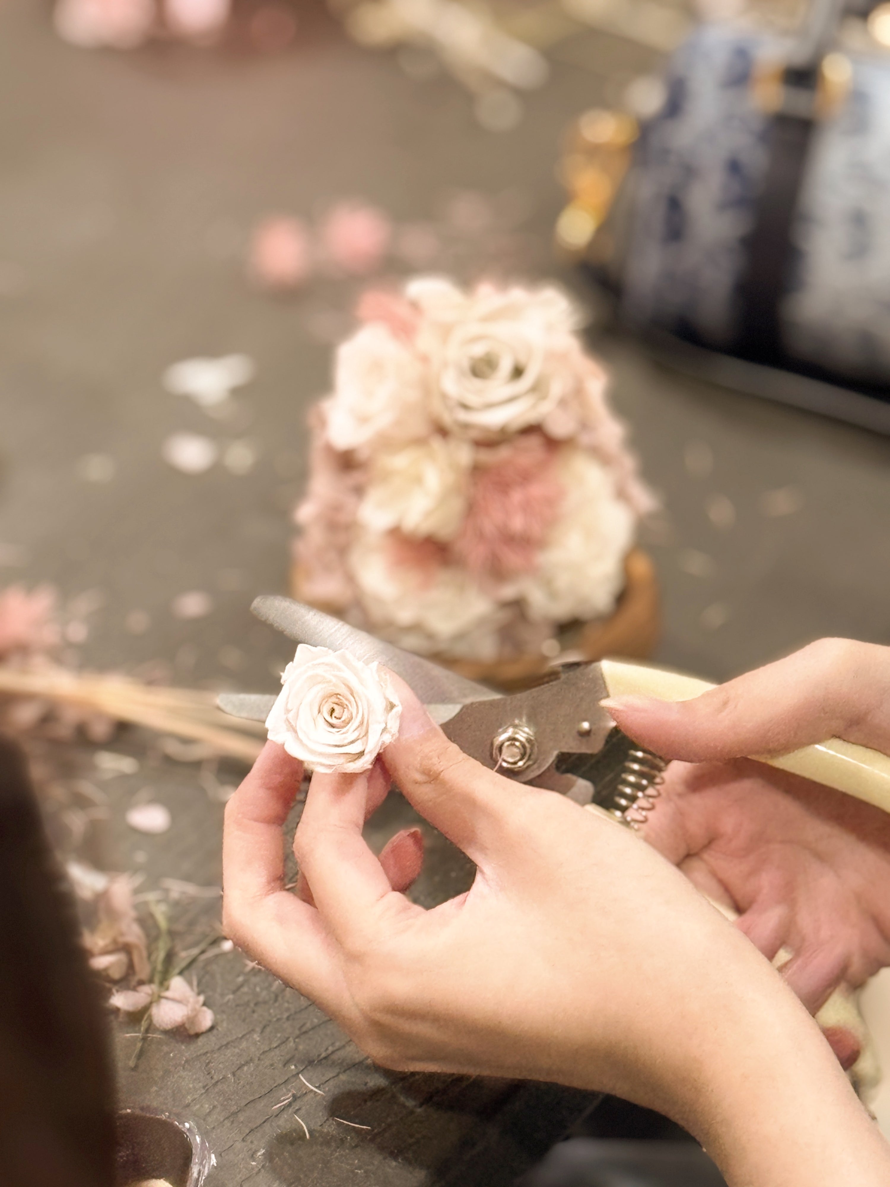 Spend a cosy weekend with Eden’s Ground learning the art of preserved flowers and crafting your very own floral dome arrangement. 