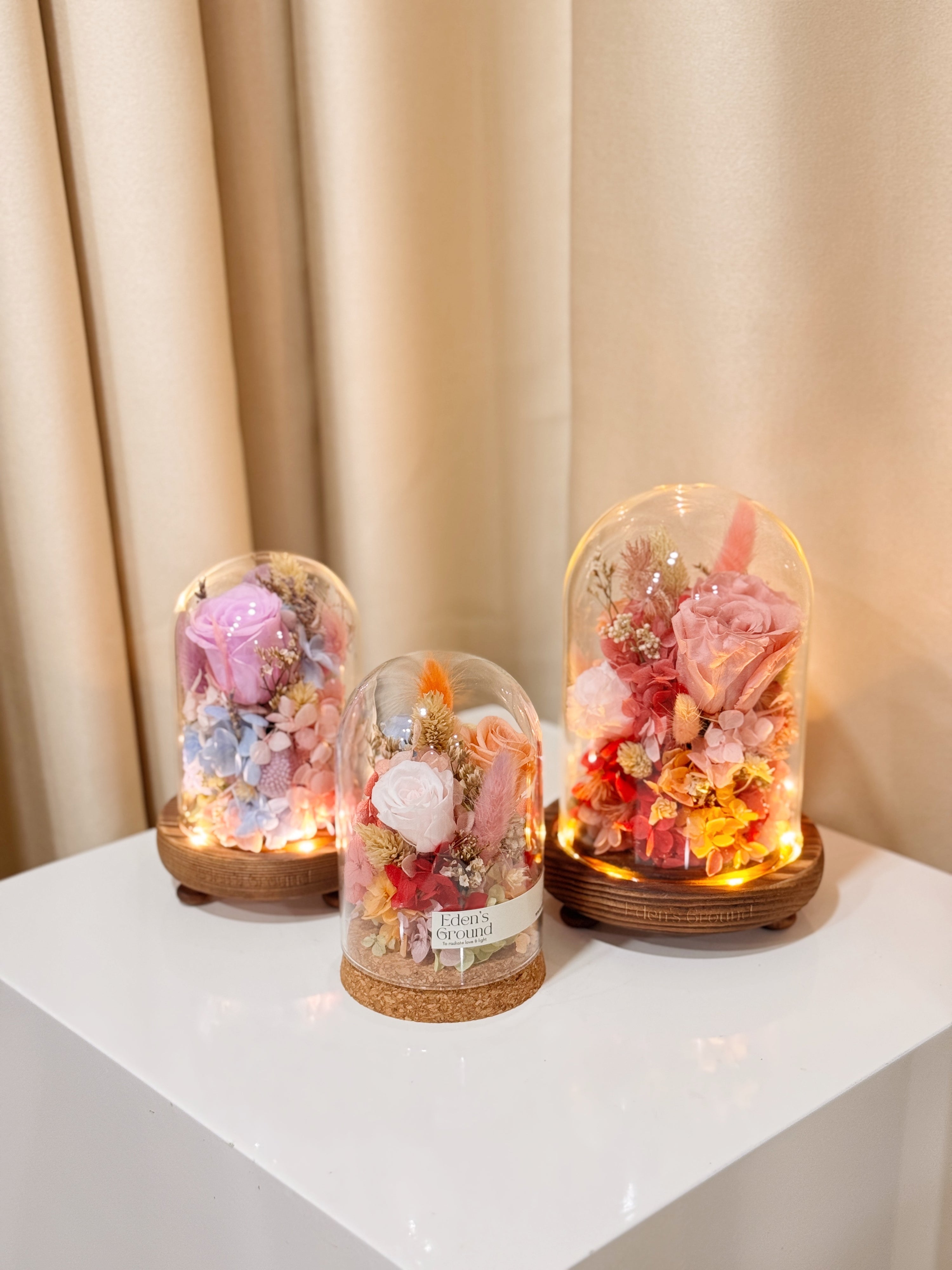 Spend a cosy weekend with Eden’s Ground learning the art of preserved flowers and crafting your very own floral dome arrangement. 