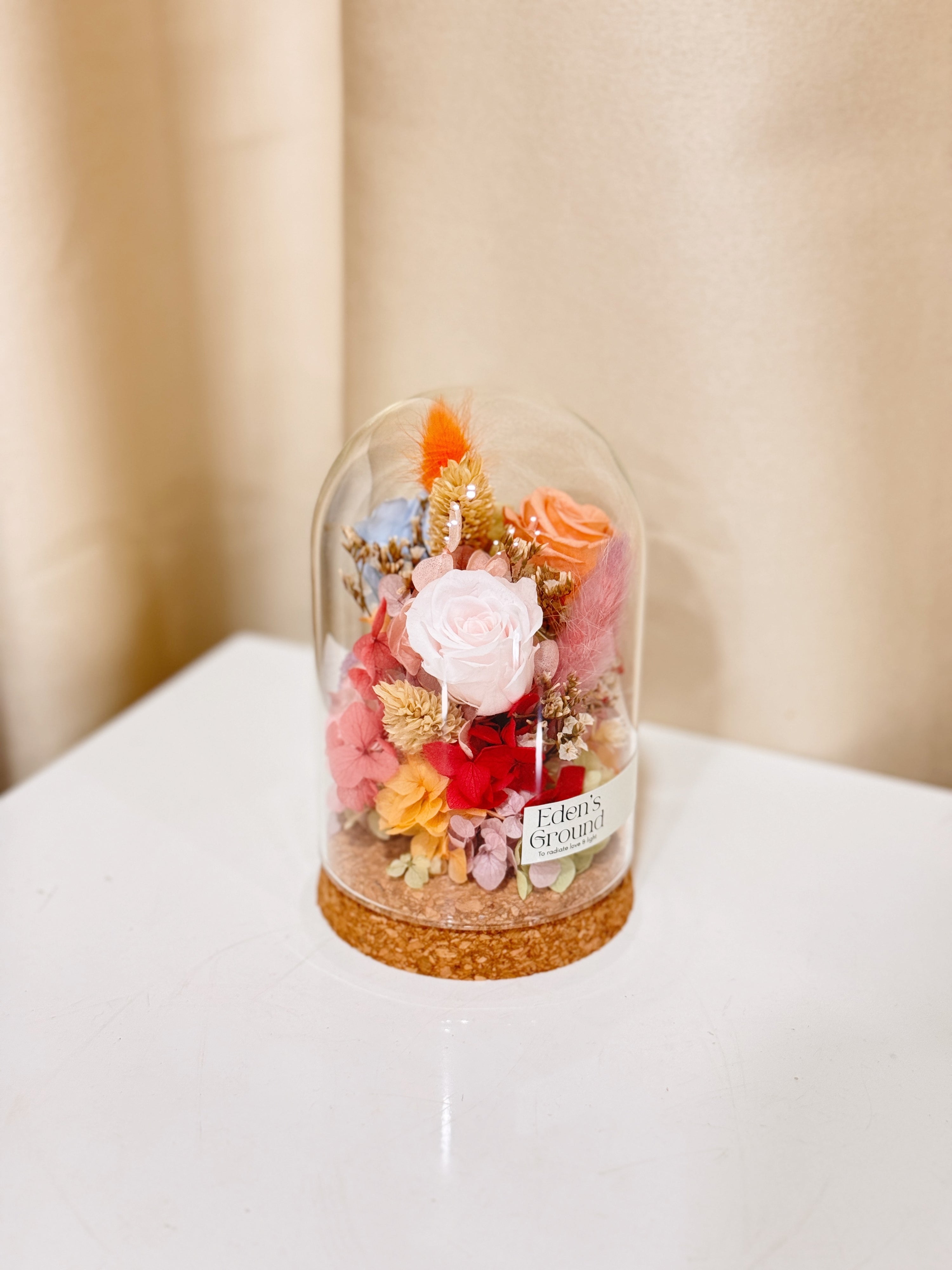 Spend a cosy weekend with Eden’s Ground learning the art of preserved flowers and crafting your very own floral dome arrangement. 