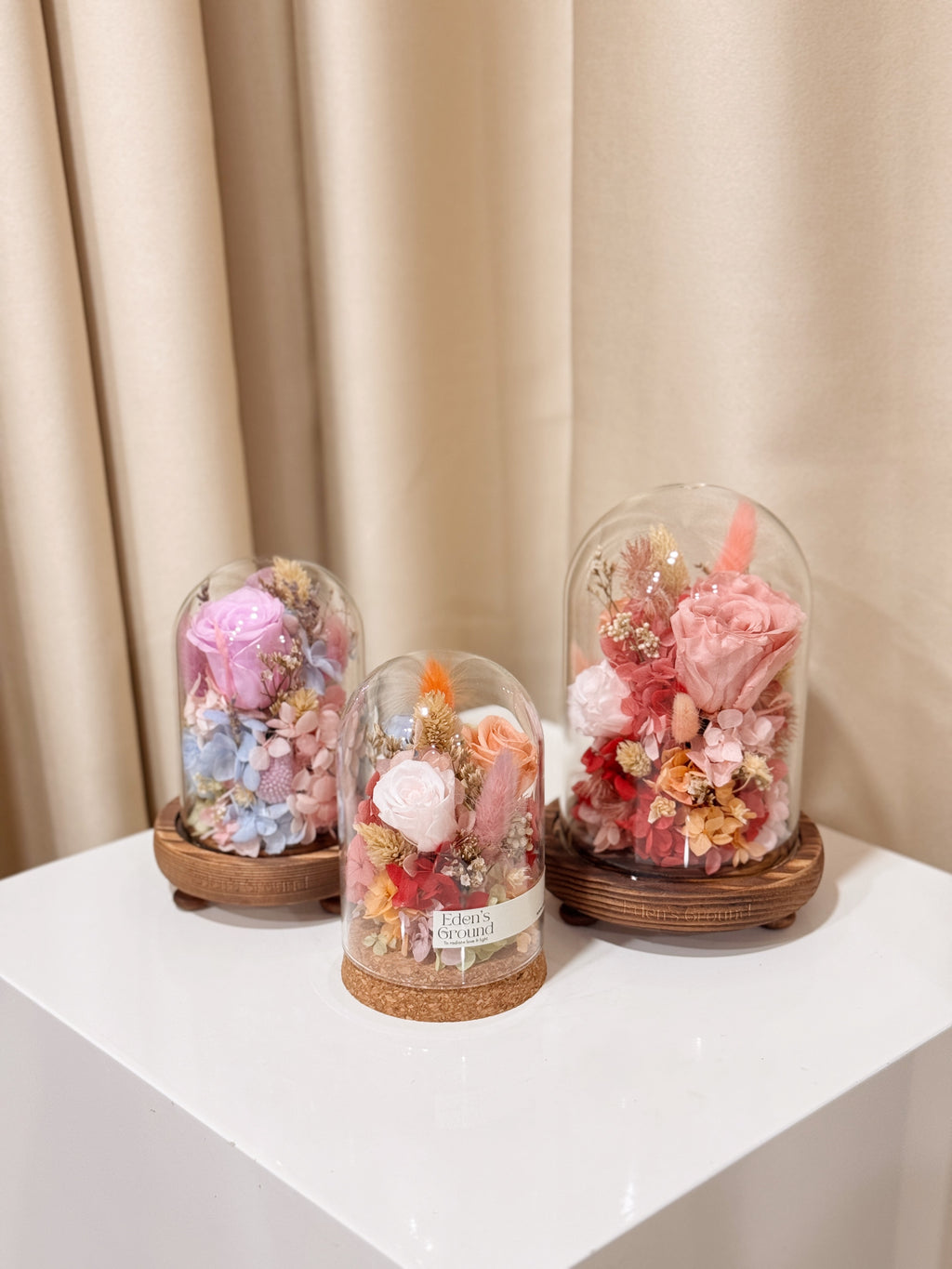Spend a cosy weekend with Eden’s Ground learning the art of preserved flowers and crafting your very own floral dome arrangement. 