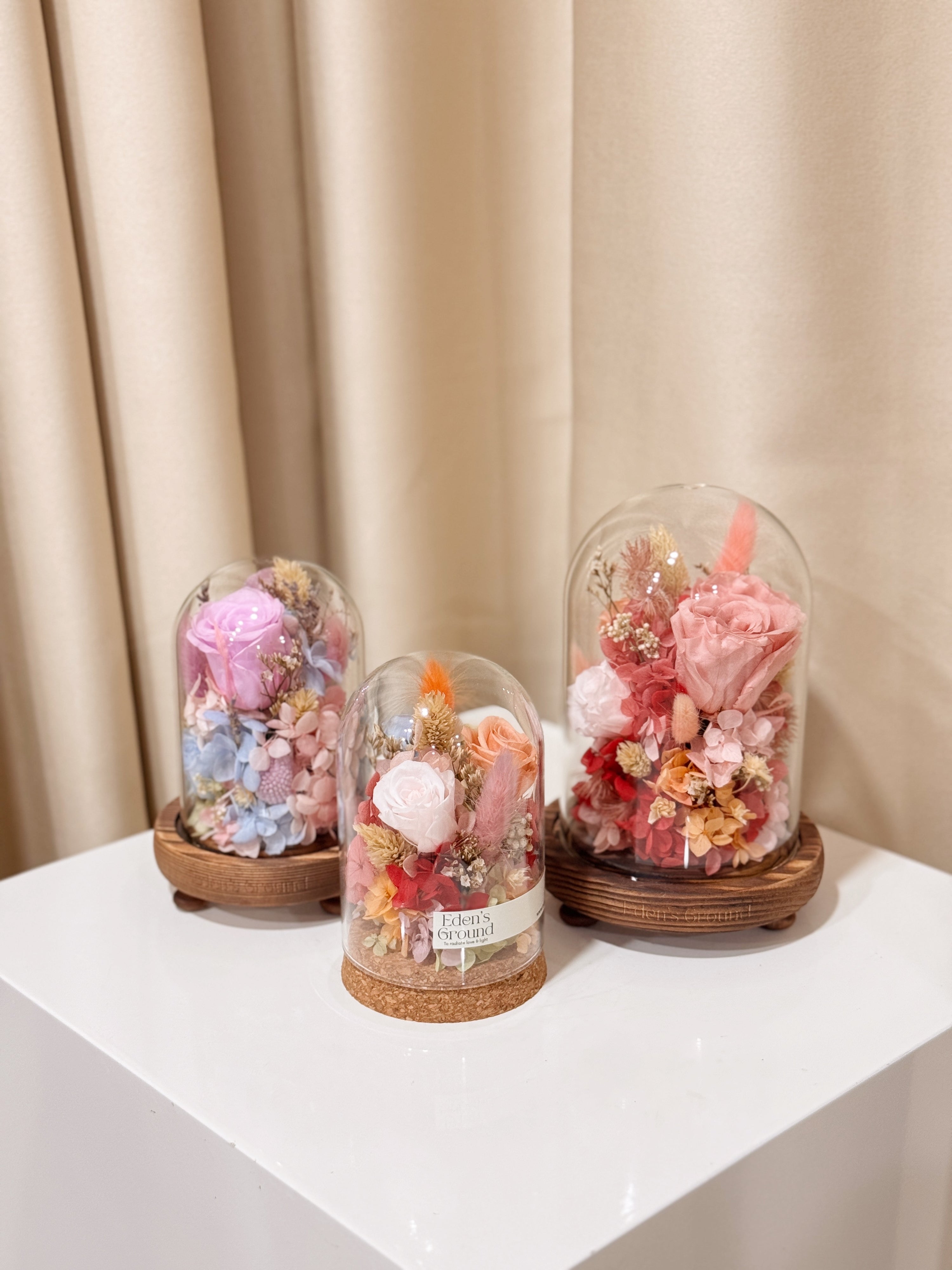 Spend a cosy weekend with Eden’s Ground learning the art of preserved flowers and crafting your very own floral dome arrangement. 