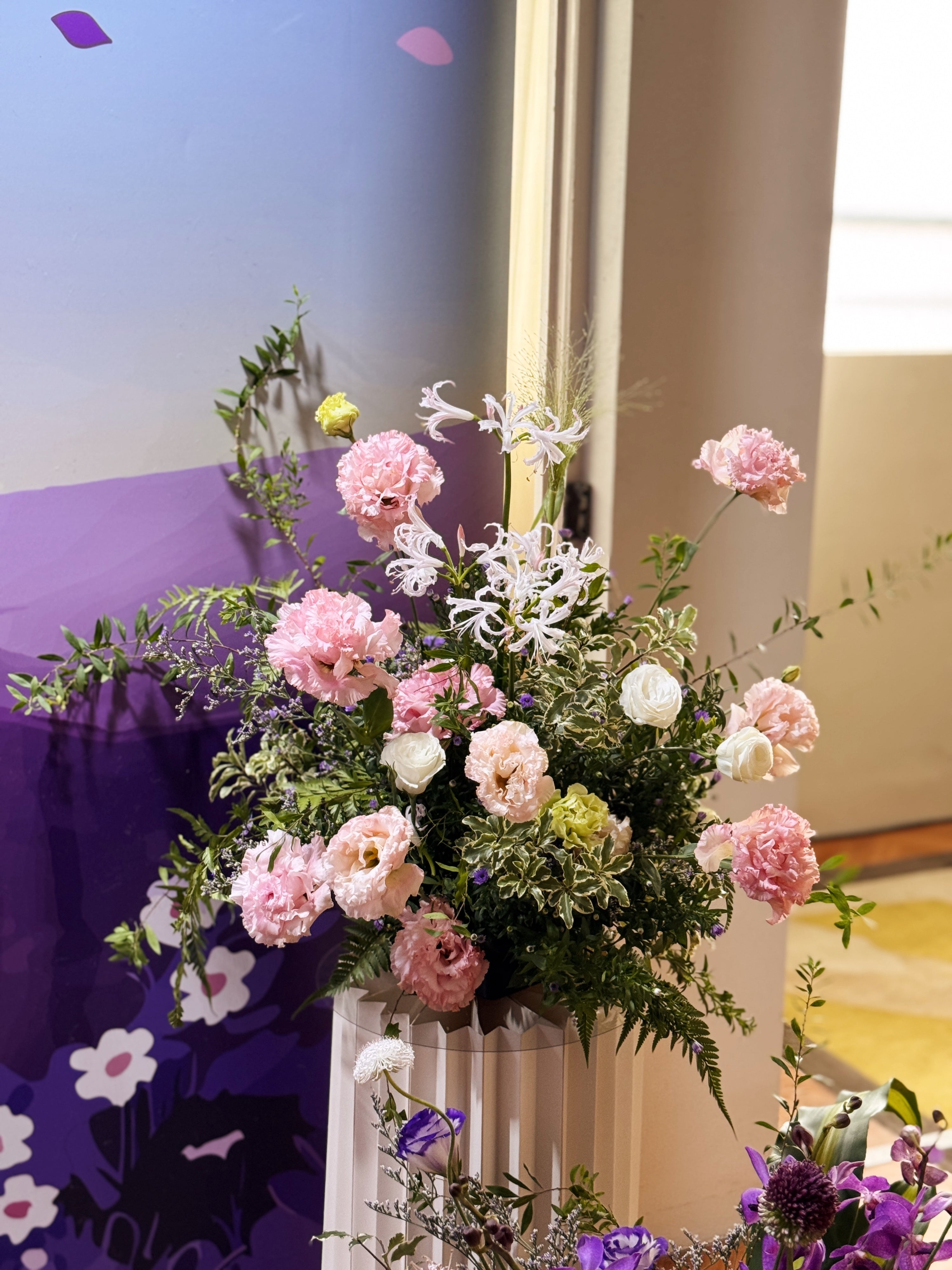 Singapore luxury and elegant B2B venue styling with bespoke floral setups for launch events, pop-ups, and corporate gatherings. Exquisite, sustainable flower décor tailored for brand activations and high-end retail experiences.