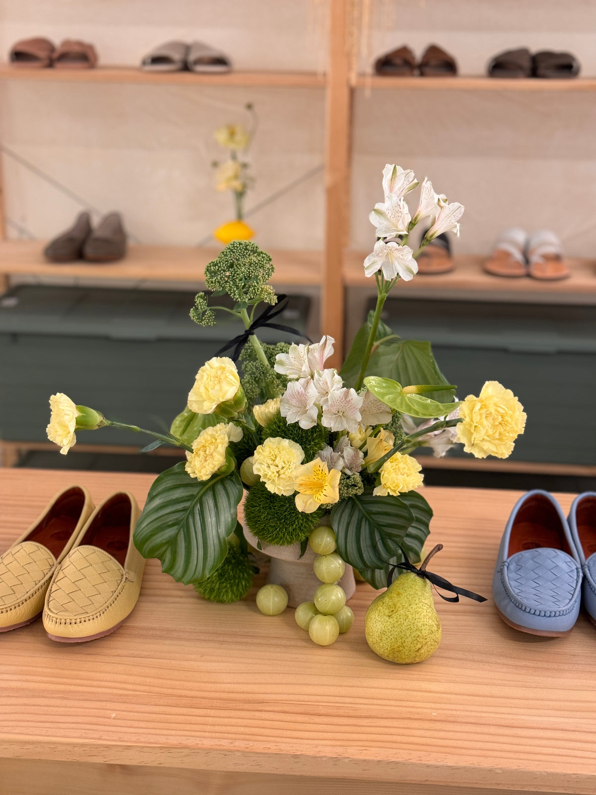 Luxurious and elegant B2B venue styling with bespoke floral setups for launch events, retail pop-ups, and corporate gatherings. Flower décor tailored for brand activations and high-end retail experiences by Eden's Ground, floral design studio in Singapore.