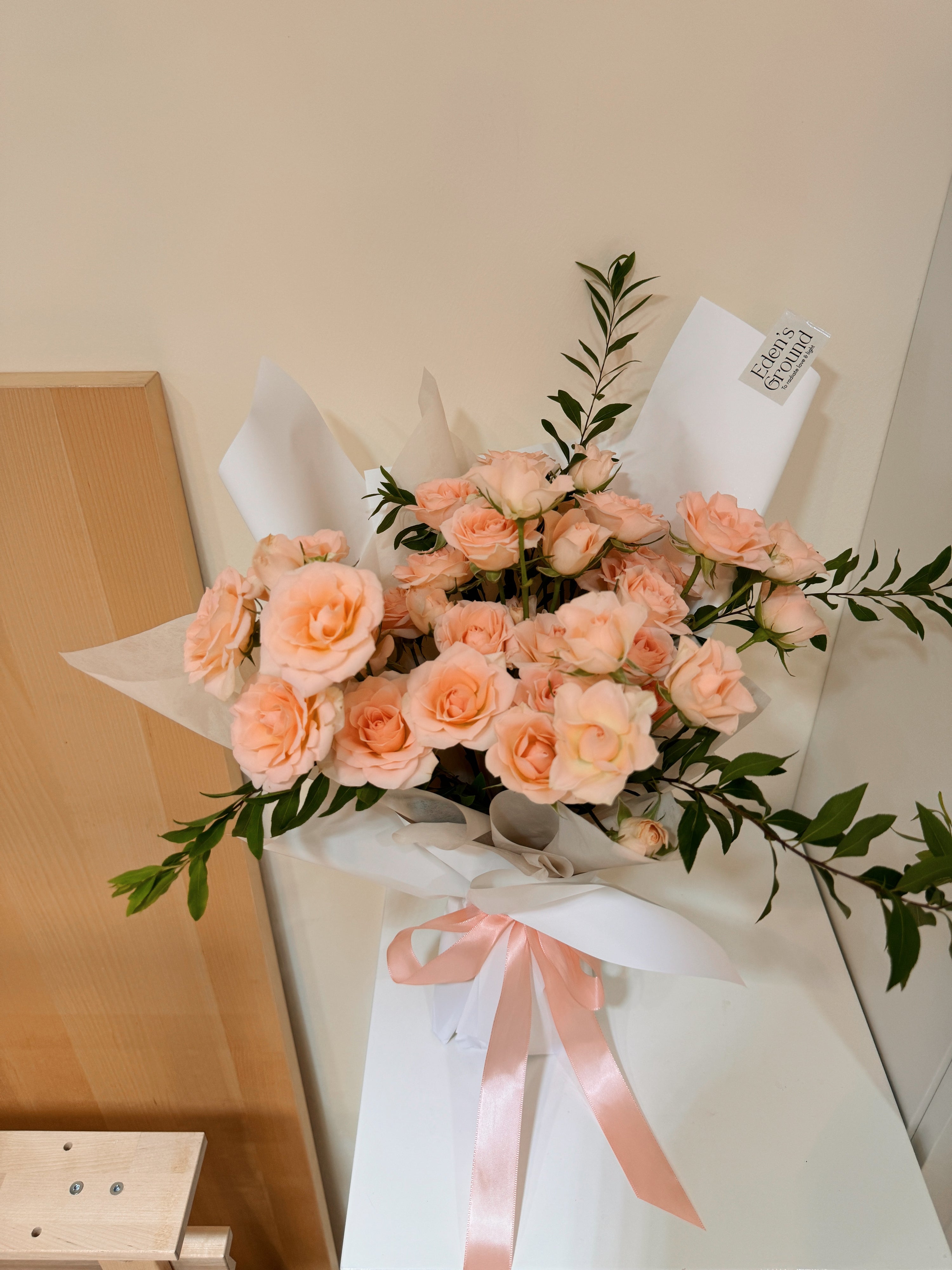 Pink roses sweet romantic love romance gf for her bouquet Floral arrangements Singapore Florist SG Birthday flowers Anniversary Surprise Get well soon Cheer up I love you Romantic floral Sweet Flower delivery Free delivery Wedding gifts Custom bespoke girl woman wife girlfriend gf bff mother sister 
